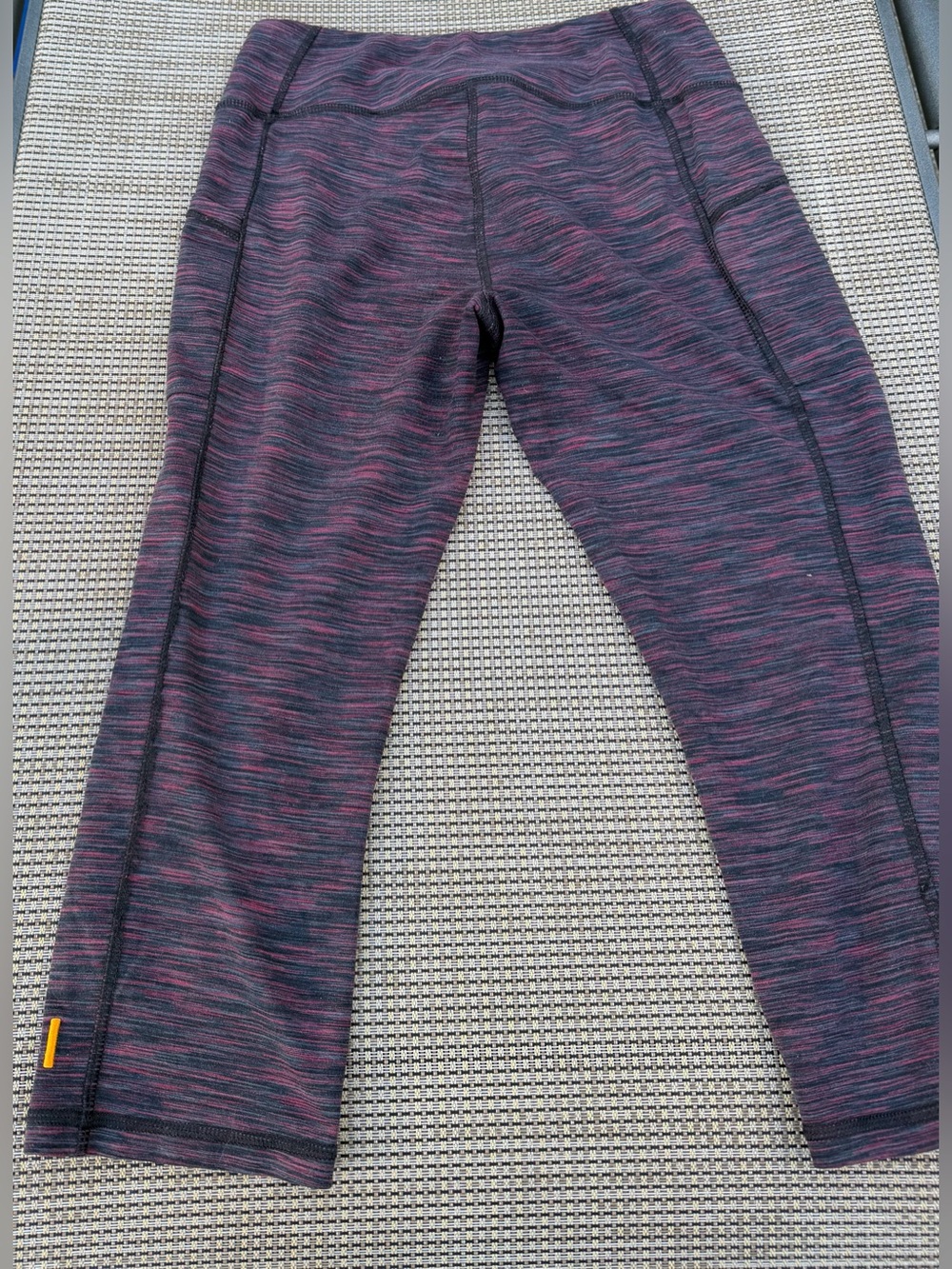 Lucy Activewear Powermax Maroon Space-Dye Capri Leggings